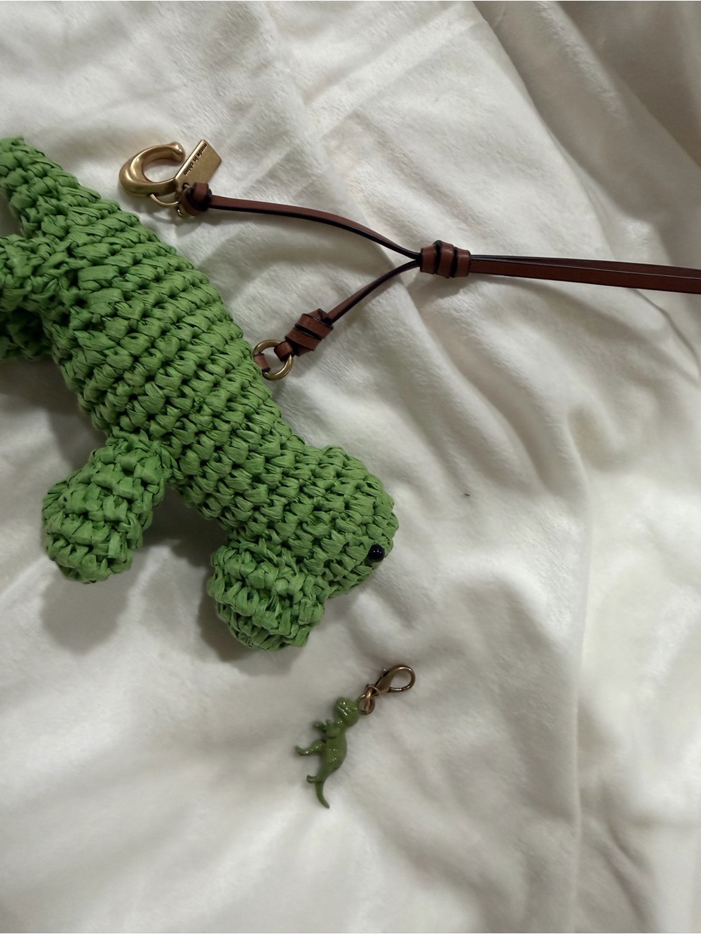 Coach dino π¦ Keychain Wristlet - Picture 4 of 4